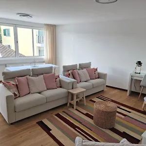 https://funchal-downtown-flats-2.madeira-islandshotels.com